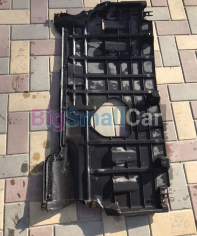 Пыльник двигателя mazda 3 bl